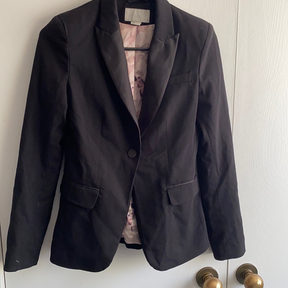 H&M black blazer